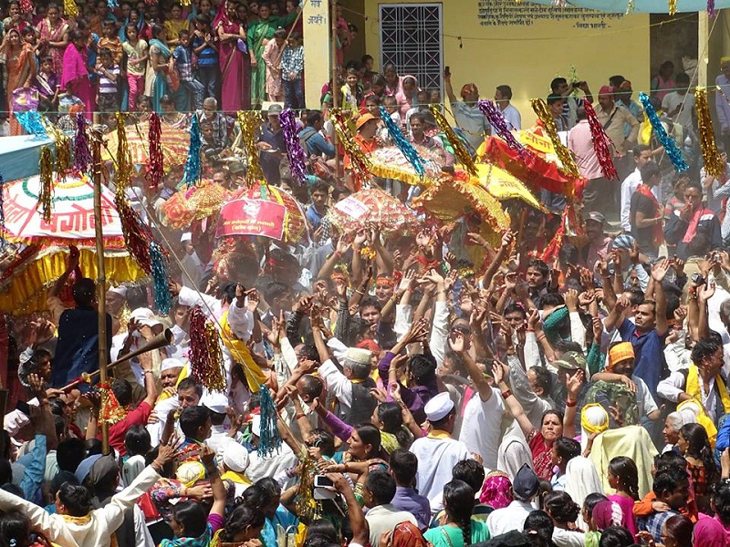 19 Popular Bazaars and Festivals in Uttarakhand