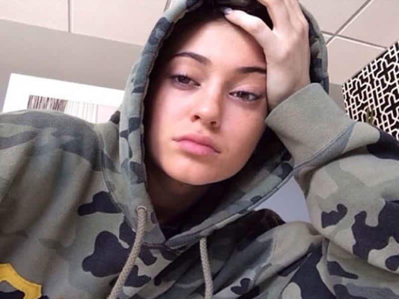20 Amazing Photos of Kylie Jenner Without Makeup