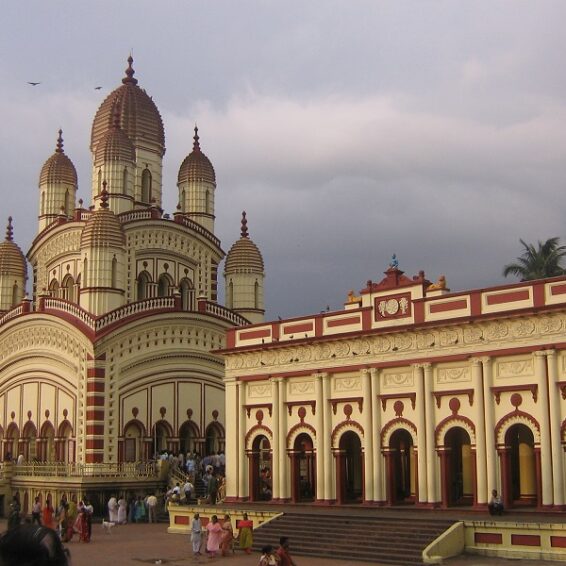 Details of 12 famous temples in Kolkata