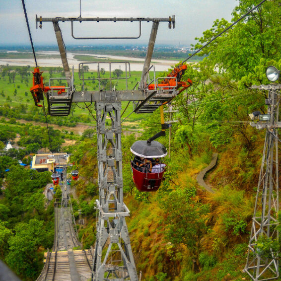 Details of the 9 Best Honeymoon Spots in Uttaranchal