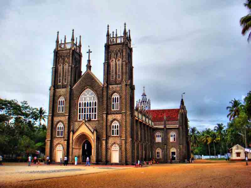 10 Most Famous Churches In Kerala You Must Visit In 2022
