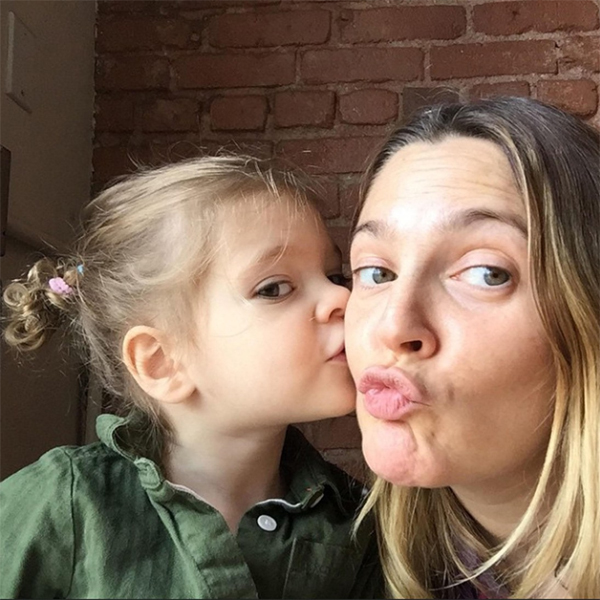 14 Amazing Photos of Drew Barrymore Without Makeup