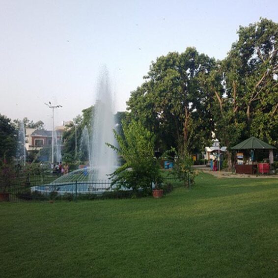 5 famous parks with pictures in Jalandhar