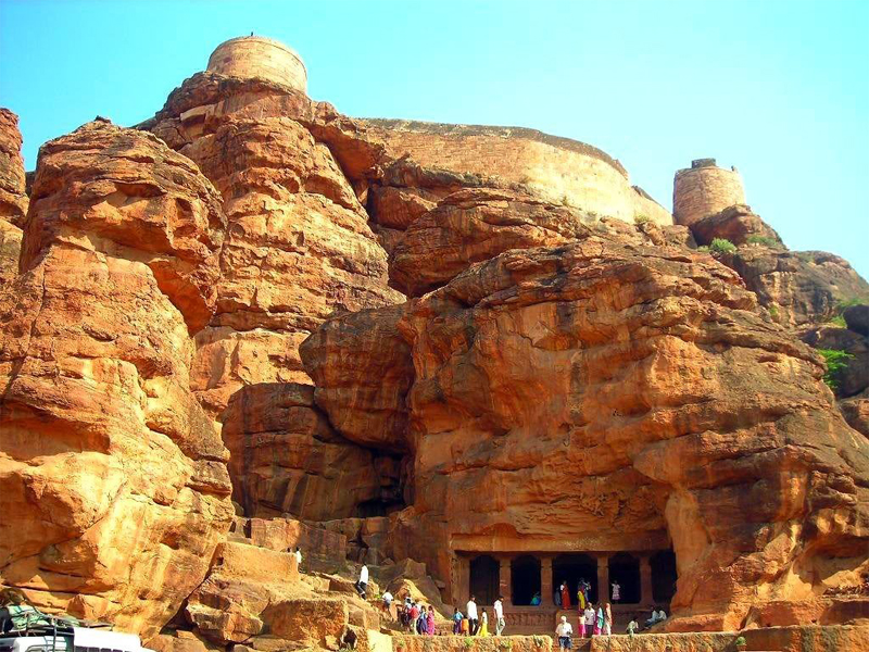 9 Facts About Badami Caves in Karnataka