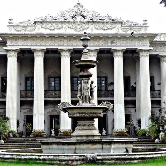 9 Famous Museums and Pictures in Kolkata