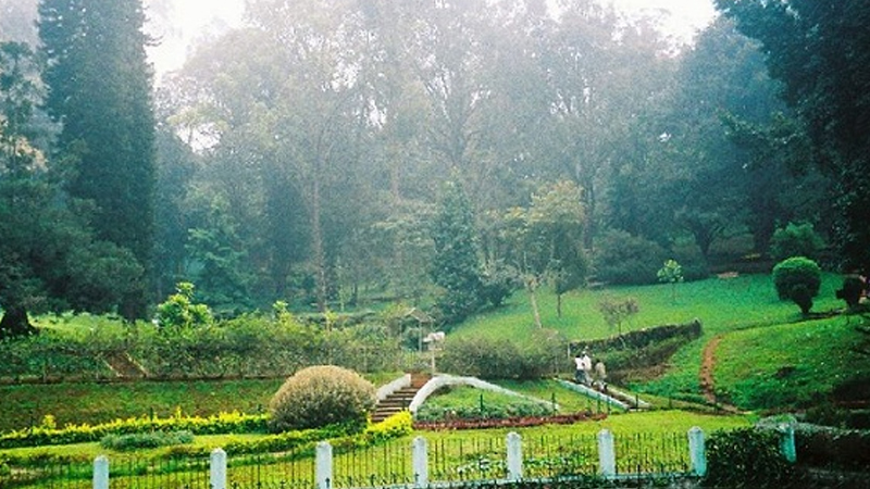 9 Famous Parks & Photos in Ooty