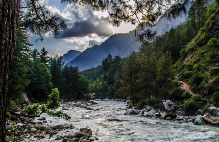 9 Most Beautiful Valleys In Himachal Pradesh You Must Visit