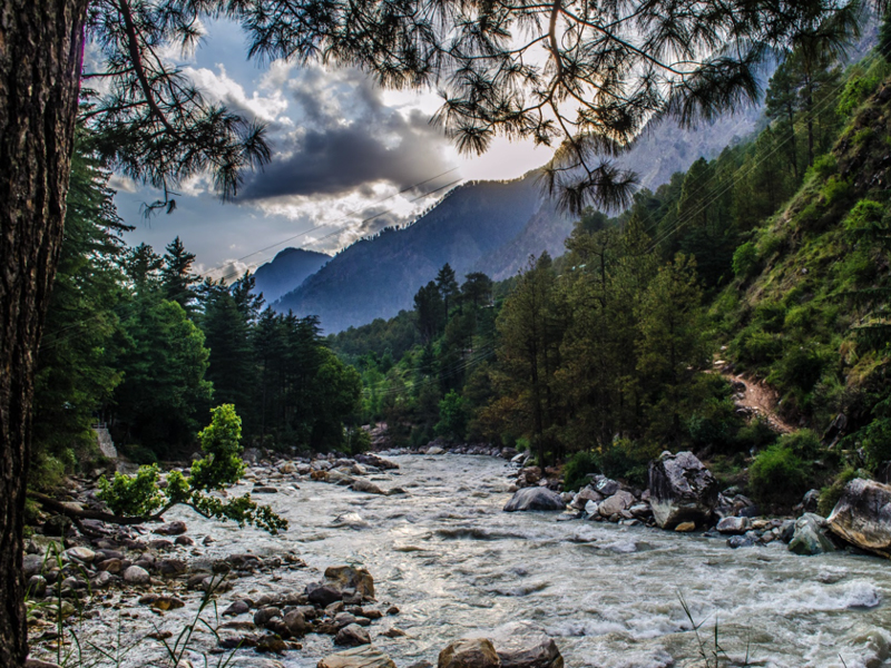 9 Most Beautiful Valleys In Himachal Pradesh You Must Visit