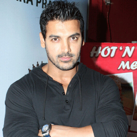 9 Photos of John Abraham With and Without Makeup