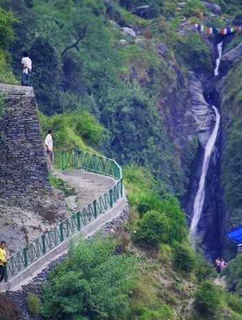 Summer Travel Guide to 8 Best Hill Stations in Himachal Pradesh!