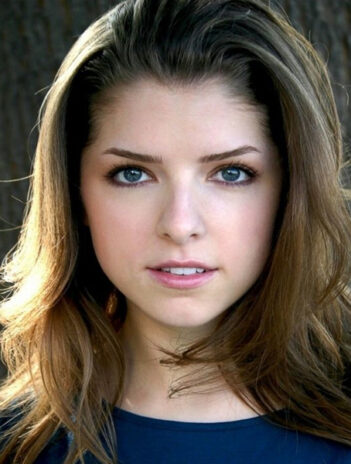 Top 10 Anna Kendricks Without Makeup