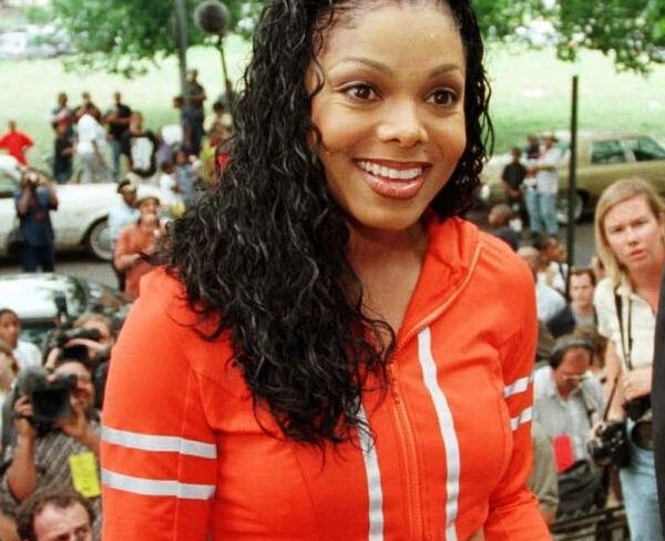 Top 10 Janet Jackson Without Makeup