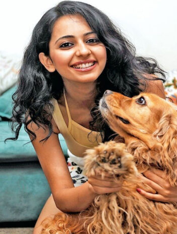 Top 9 Rakul Preet Singh with and without makeup