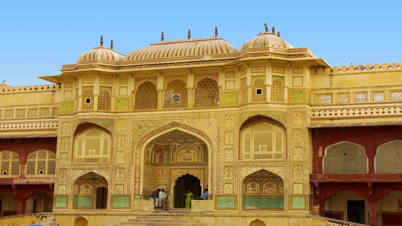 Where newlyweds spend their honeymoon in Jaipur